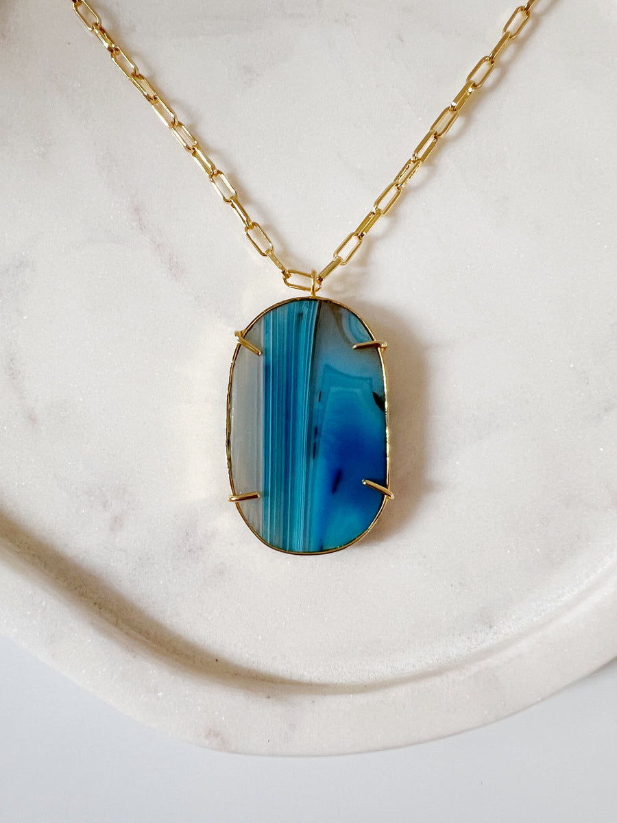 Boho Chic Agate Pendant Necklace