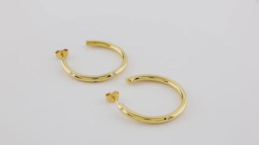 Elevated LA Classic Gold Hoops